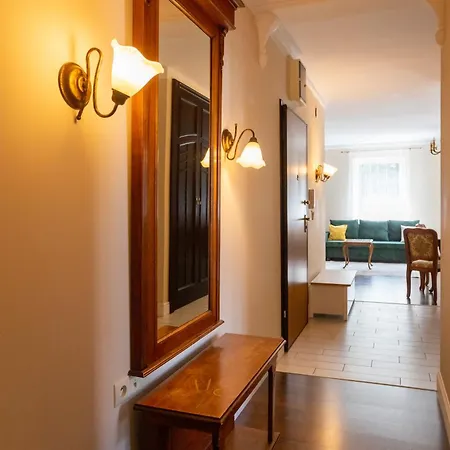 Victus Apartamenty, Vintage 아파트 *